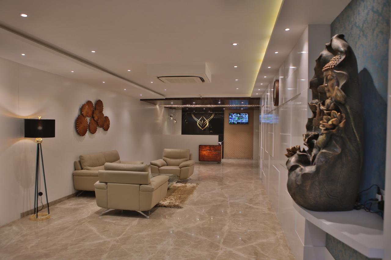 Hotel K P Pride Jalgaon Exterior foto